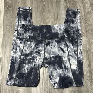 ZYIA Tie-Dye storm Hendrix soft & snug high waist 28’/ size 4